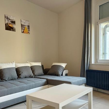 דירות Station 173 A Bruxelles-Charleroi-Airport מראה חיצוני תמונה